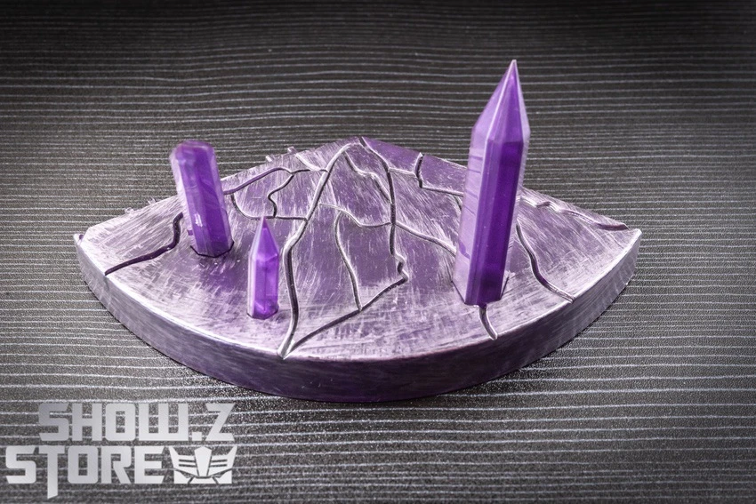 4th Party AC-03 TFP Cliffjumper W/ Crystal Display Base - Image 3