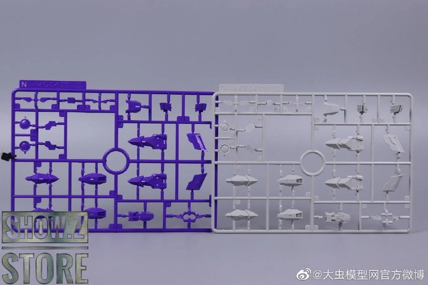 Moxin MG 1/100 XXXG-00W0 Wing Gundam Zero Purple Version Model Kits - Image 5