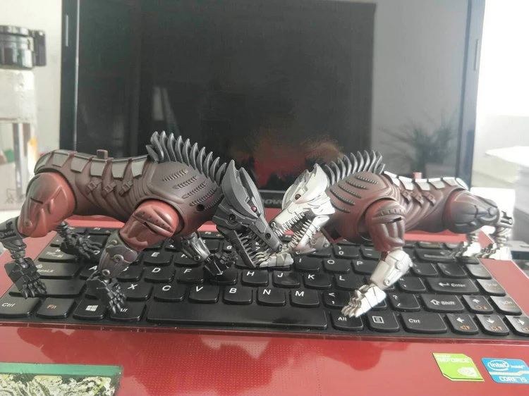 Unique Toys UT Steeljaw For Perukill AOE Lockdown Set Of 2 - Image 10