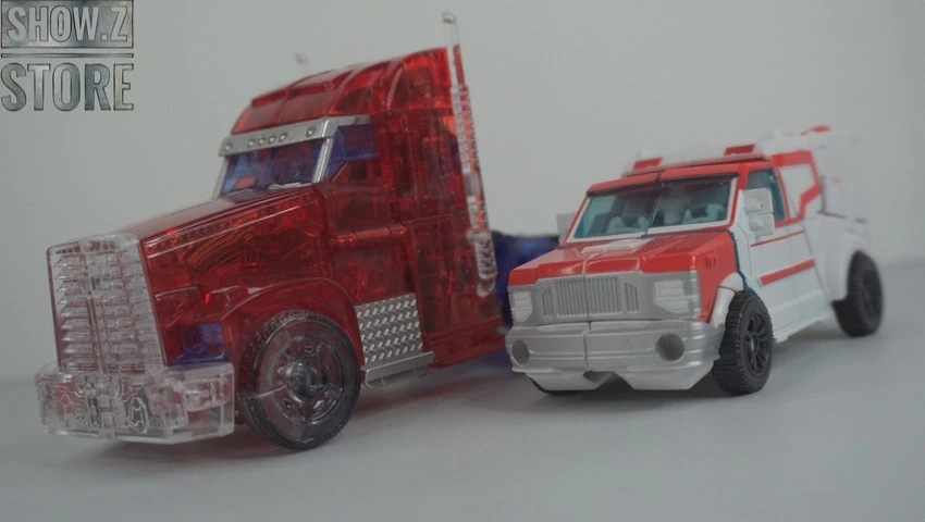 APC Toys APC-001 Attack Prime TFP Optimus Prime Clear Version W/ Black Wheels - Image 10