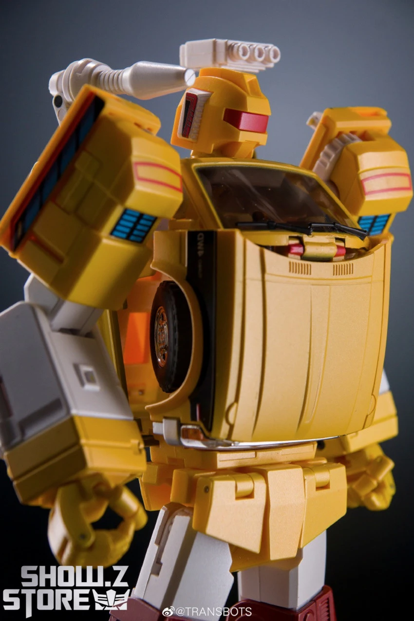 XTransbots MX-8Y Aegis Trailbreaker Yellow Diamond Version - Image 12