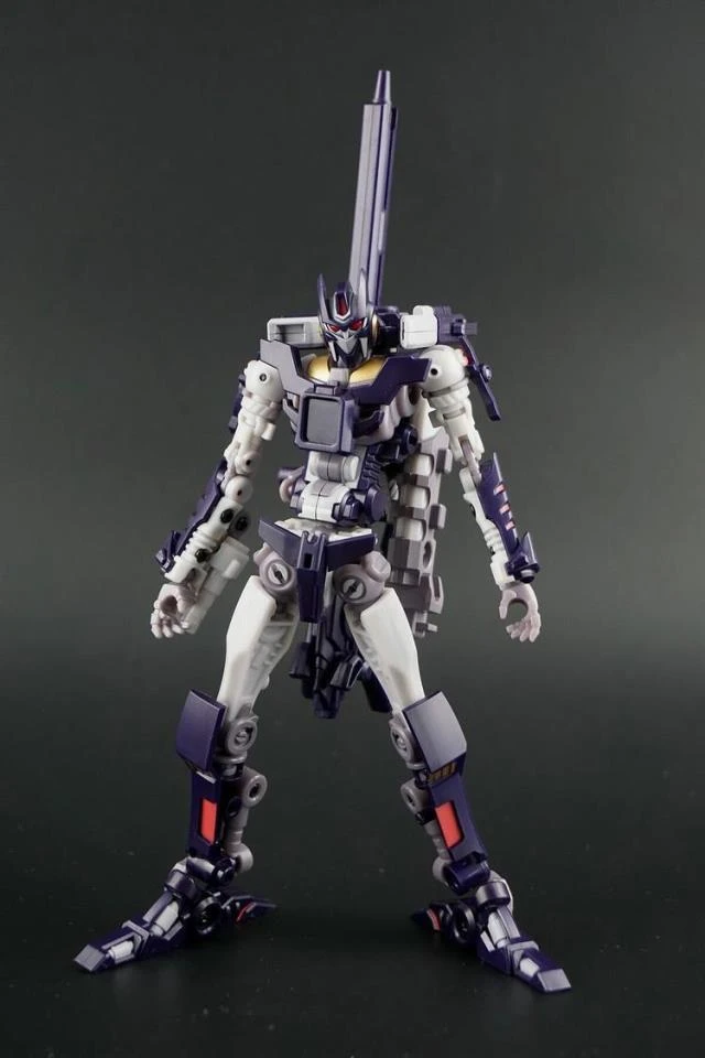 Mastermind Creations R-12 Cynicus Vos - Image 9