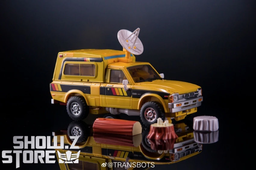 XTransbots MX-8Y Aegis Trailbreaker Yellow Diamond Version - Image 4