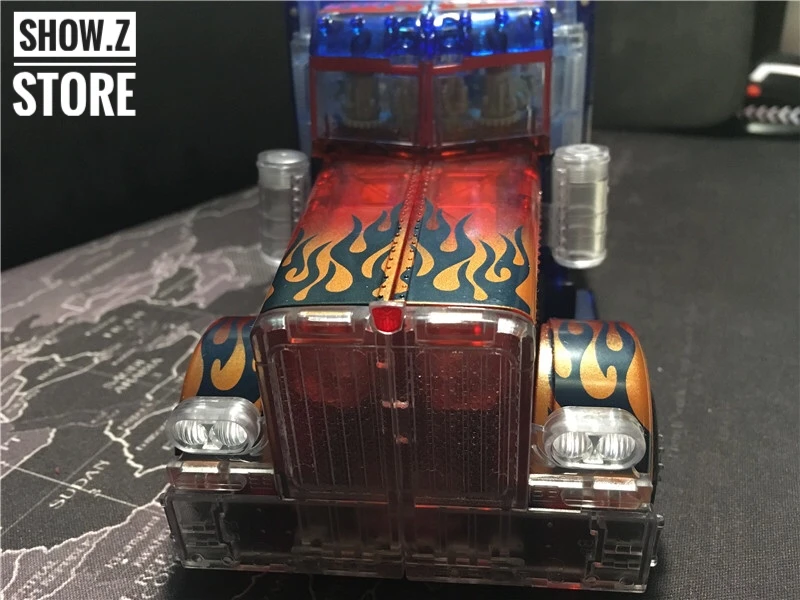 4th Party Family Mart Exclusive Leader Class Buster Opitmus Prime Clear Version - Image 5