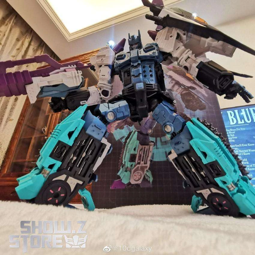 Mastermind Creations R-17 Carnifex Overlord - Image 5