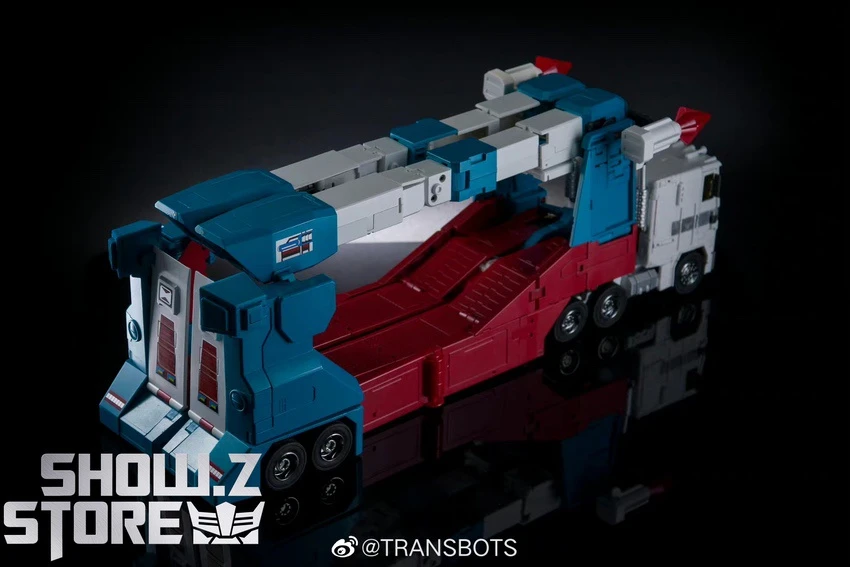 XTransbots MX-22T Commander Stack Ultra Magnus Youth Version - Image 9
