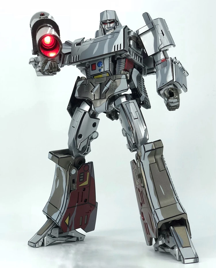 4th Party MP36CS Megatron Magten Silver Paint Cell Shaded Version 2 - Image 4