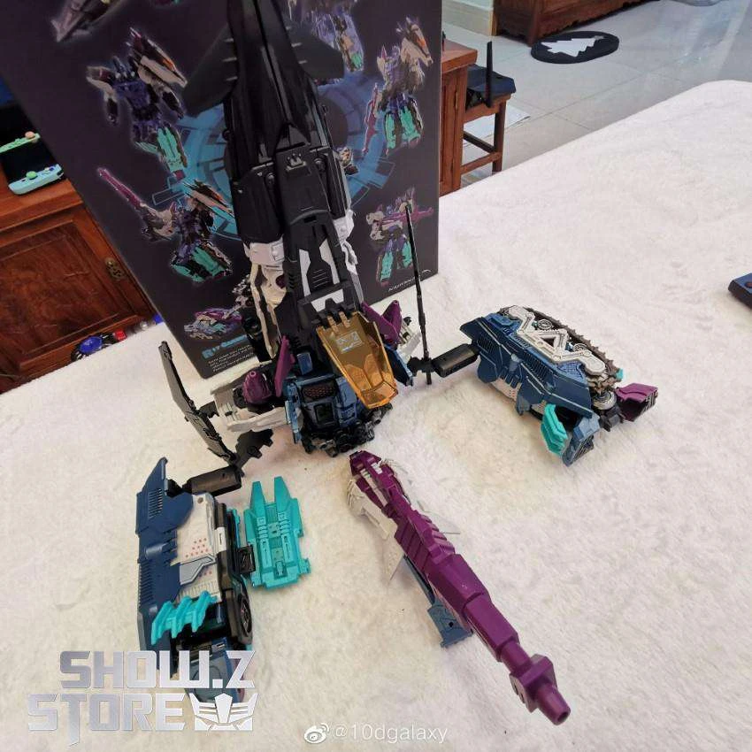 Mastermind Creations R-17 Carnifex Overlord - Image 13