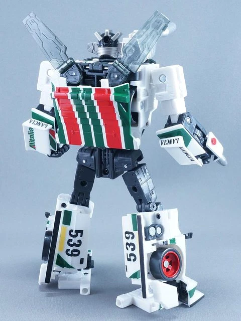 4th Party Masterpiece MP-20 Wheeljack - Image 4