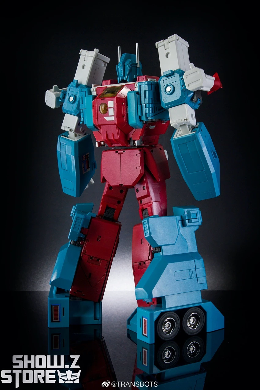 XTransbots MX-22T Commander Stack Ultra Magnus Youth Version - Image 6