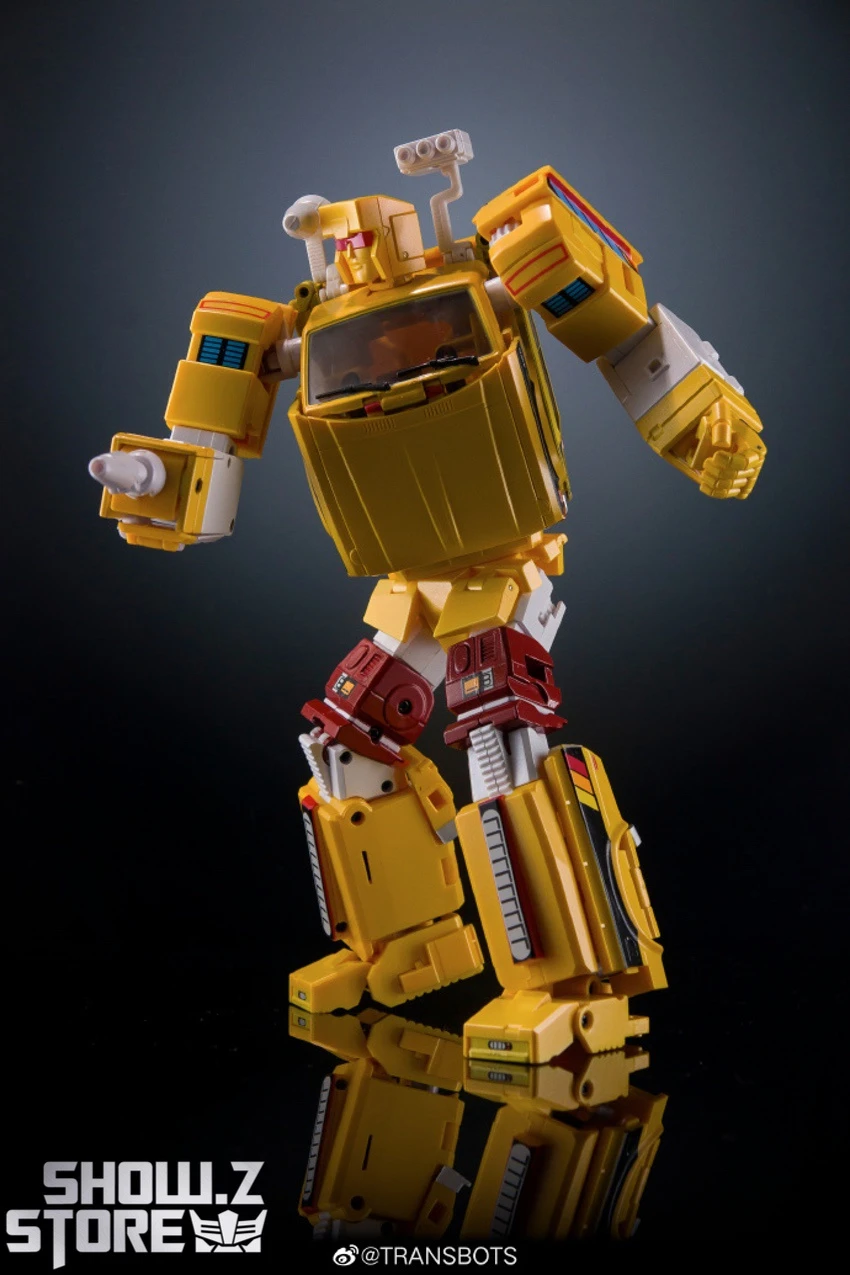 XTransbots MX-8Y Aegis Trailbreaker Yellow Diamond Version - Image 2