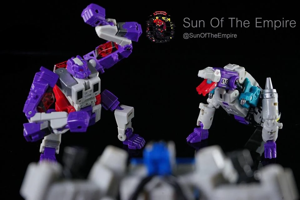 Unique Toys YM04 Palm Collection No Minds & Unhappy Highbrow Apeface - Image 7