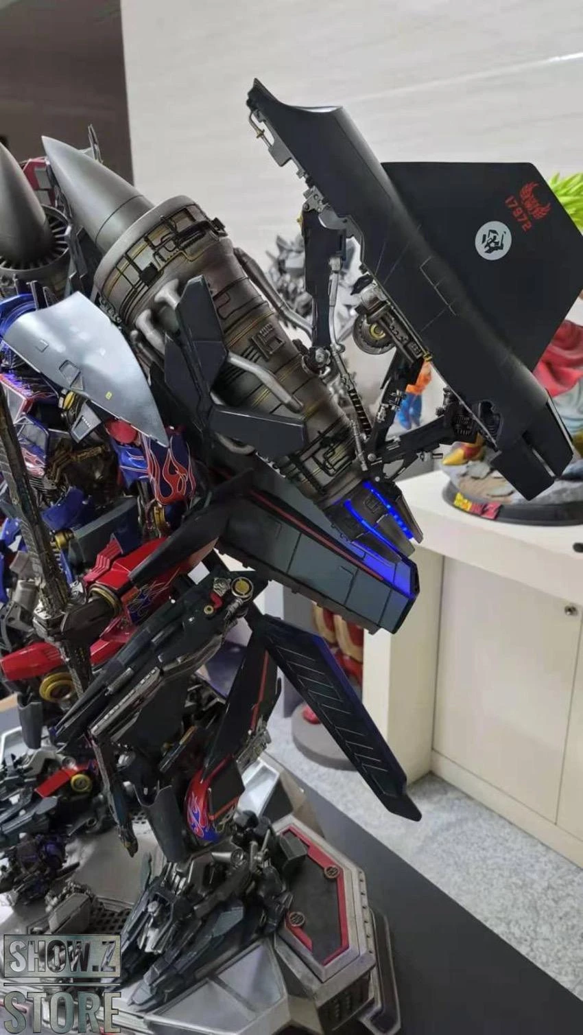 HEAT Studio Custom Made Jetpower Optimus Prime Statue - Image 19