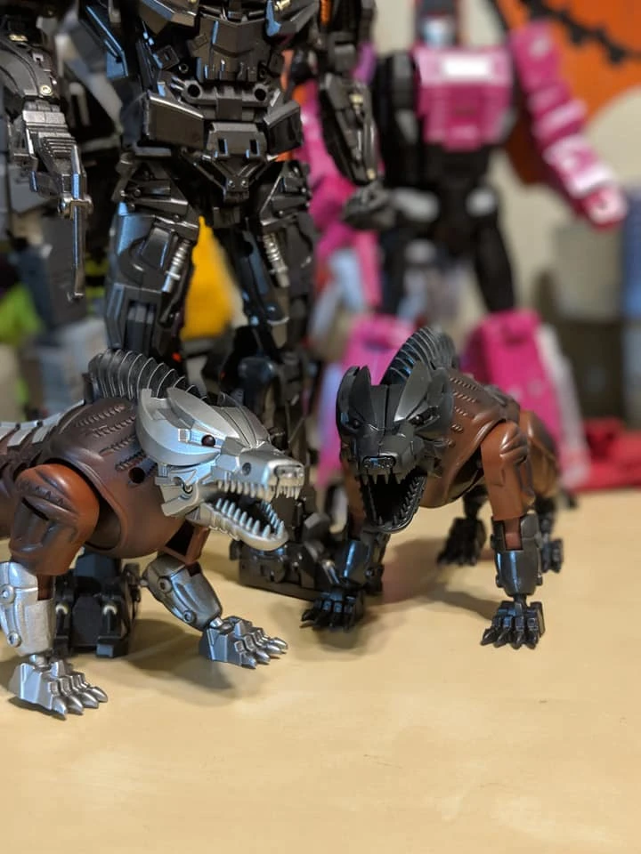 Unique Toys UT Steeljaw For Perukill AOE Lockdown Set Of 2 - Image 8